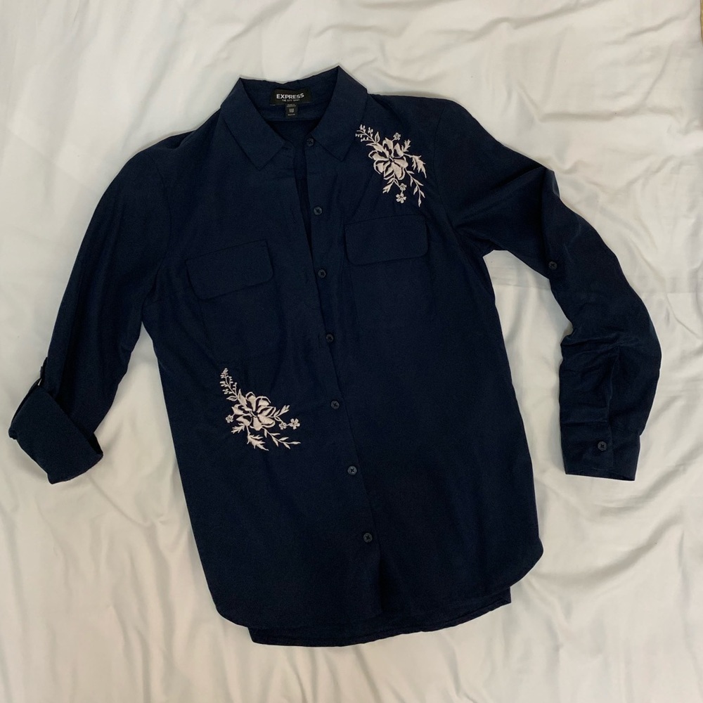EXPRESS Navy Floral Button Down Blouse XXS